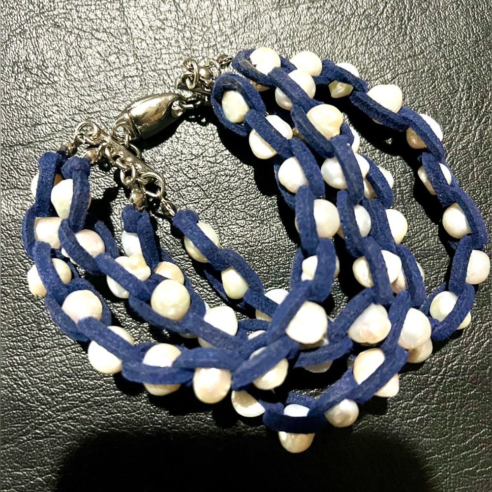 Handmade Bracelet w/Real Genuine Pearls woven into 4 navy leather straps